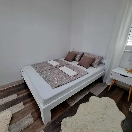 Apartman With Private Pool *